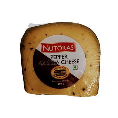 Nutoras Pepper Gouda Cheese 200g